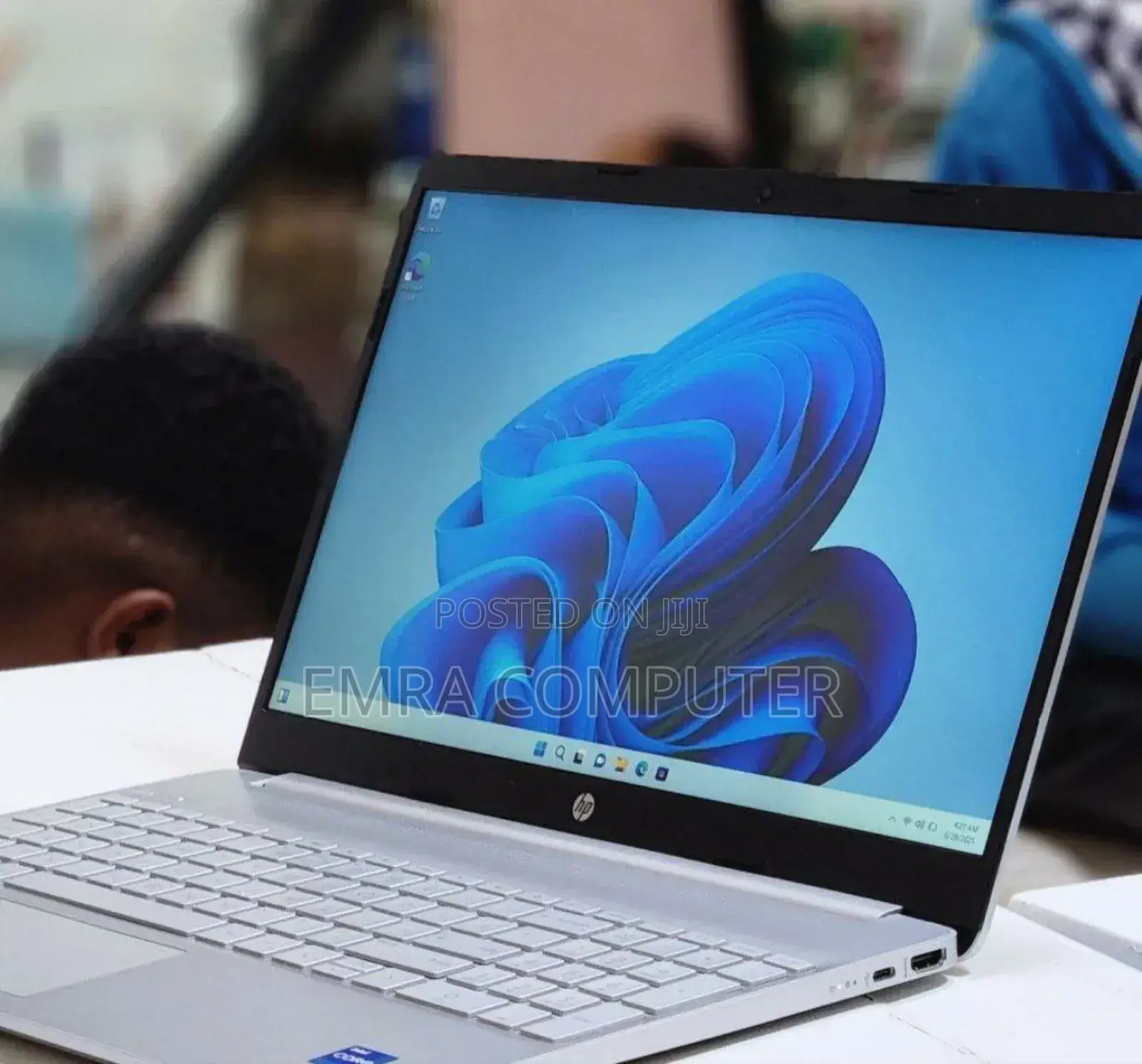 New Laptop HP Stream Notebook 16GB Intel Core I7 SSD 512GB