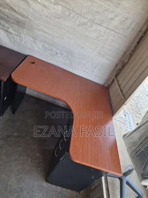 Office L~ Shape Table