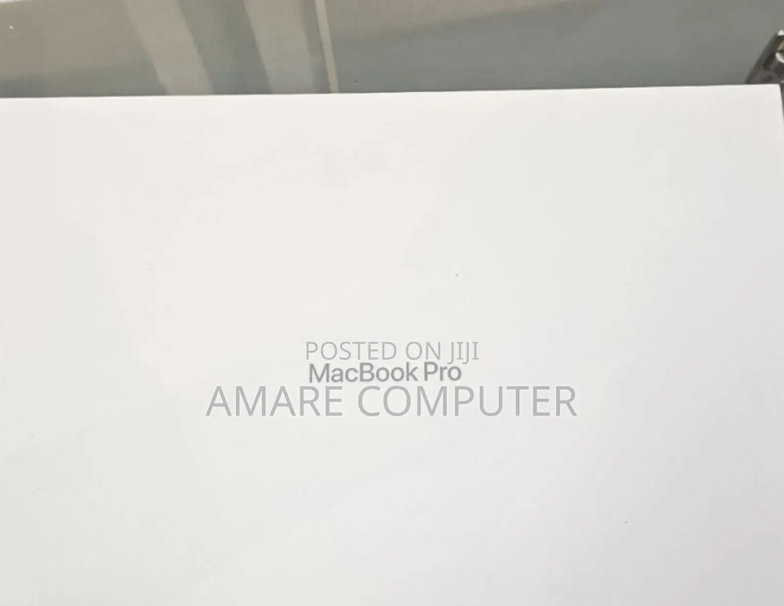 New Laptop Apple MacBook Pro 2024 M4 14-Inch 16GB Apple M4 SSD 512GB