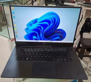 New Laptop Dell Latitude 5540 16GB Intel Core I7 SSD 512GB