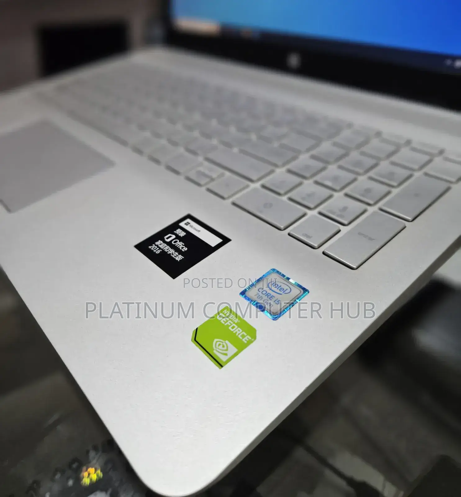 New Laptop HP Pavilion 15 8GB Intel Core I5 SSD 1.5T