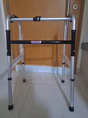 Photo - Walker||Walker•去walker\Teckmedi Walking Frame, Walking Stand