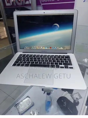 New Laptop Apple MacBook Air 4GB Intel Core I5 HDD 128GB