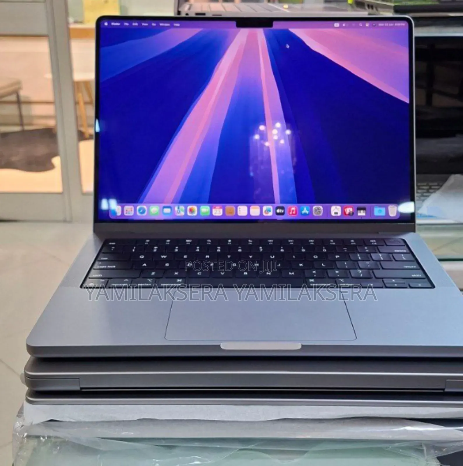 New Laptop Apple MacBook Pro M1 16GB Apple M1 SSD 1T