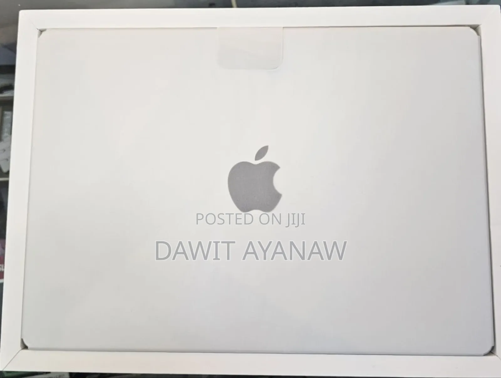 New Laptop Apple MacBook Pro 2024 M4 14-Inch 16GB Apple M4 SSD 512GB