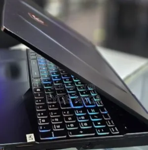 Photo - Laptop MSI GP75 Leopard 16GB Intel Core I7 HDD+SSD 1.5T