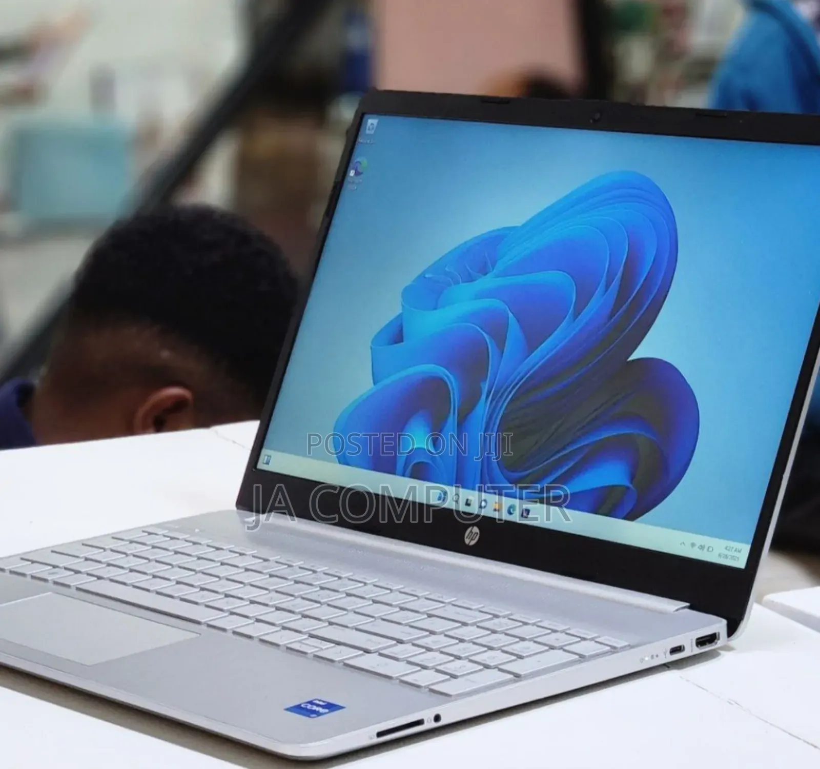 New Laptop HP Stream Notebook 16GB Intel Core I7 SSD 512GB