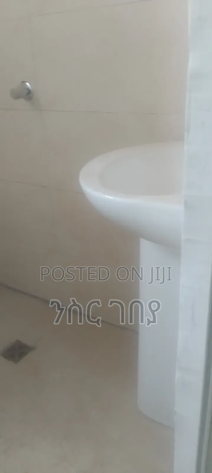 Furnished 2bdrm Condo in Ayat 49, 40/60, Yeka for rent