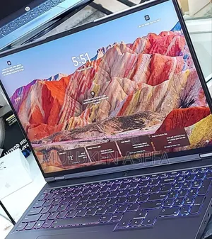 New Laptop Lenovo Legion 5 16GB AMD Ryzen 7 SSD 512GB
