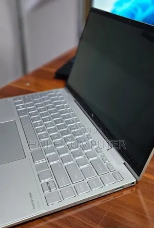 New Laptop HP Envy X360 16GB Intel Core I7 SSD 512GB