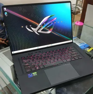 New Laptop Asus ROG Strix G15 16GB Intel Core I9 SSD 1T