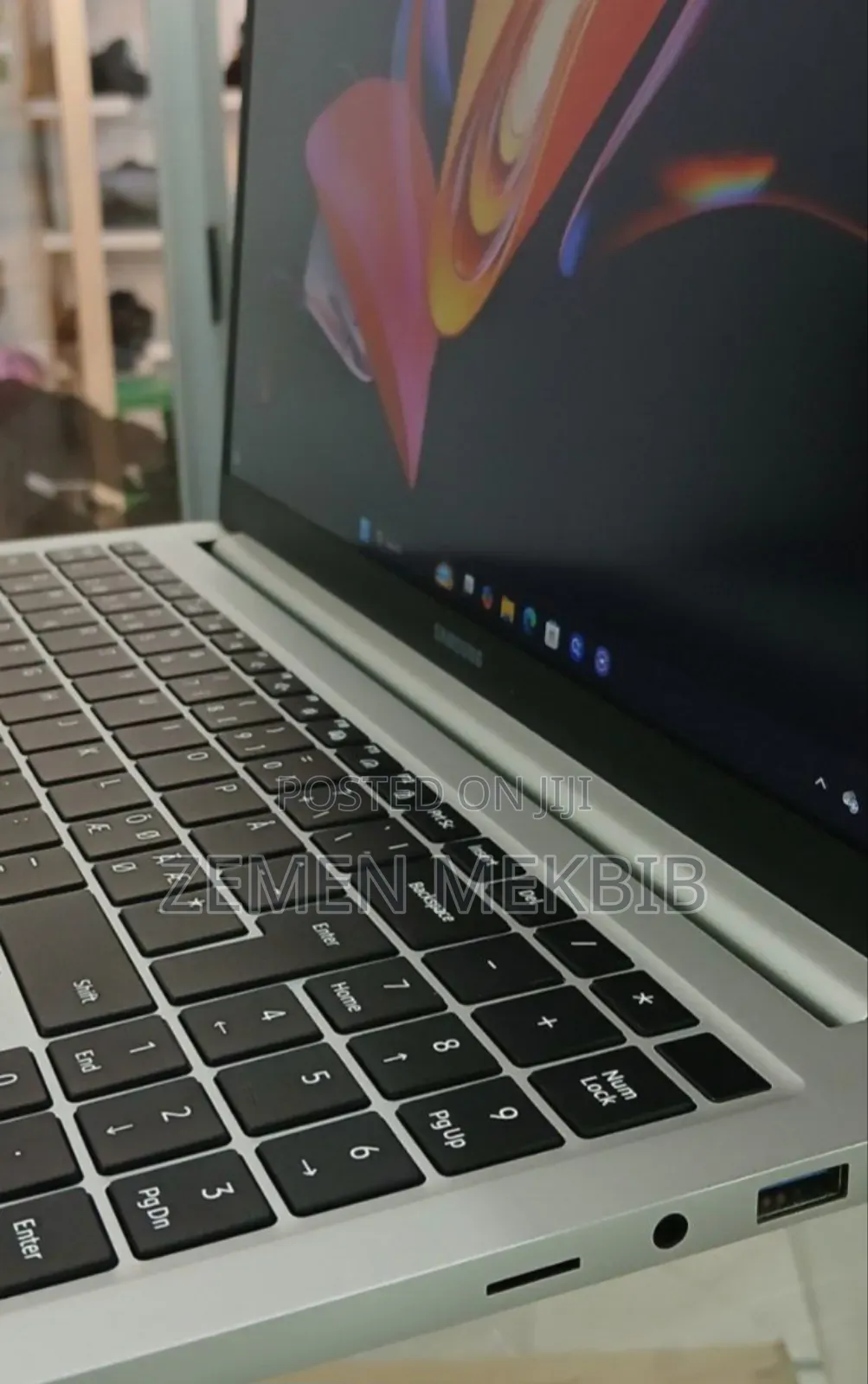 New Laptop Samsung Galaxy Book 2 8GB Intel Core I3 SSD 256GB