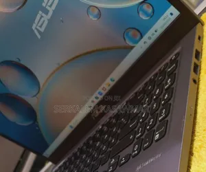 New Laptop Asus VivoBook 15 X505BA 8GB Intel Core I7 SSD 512GB