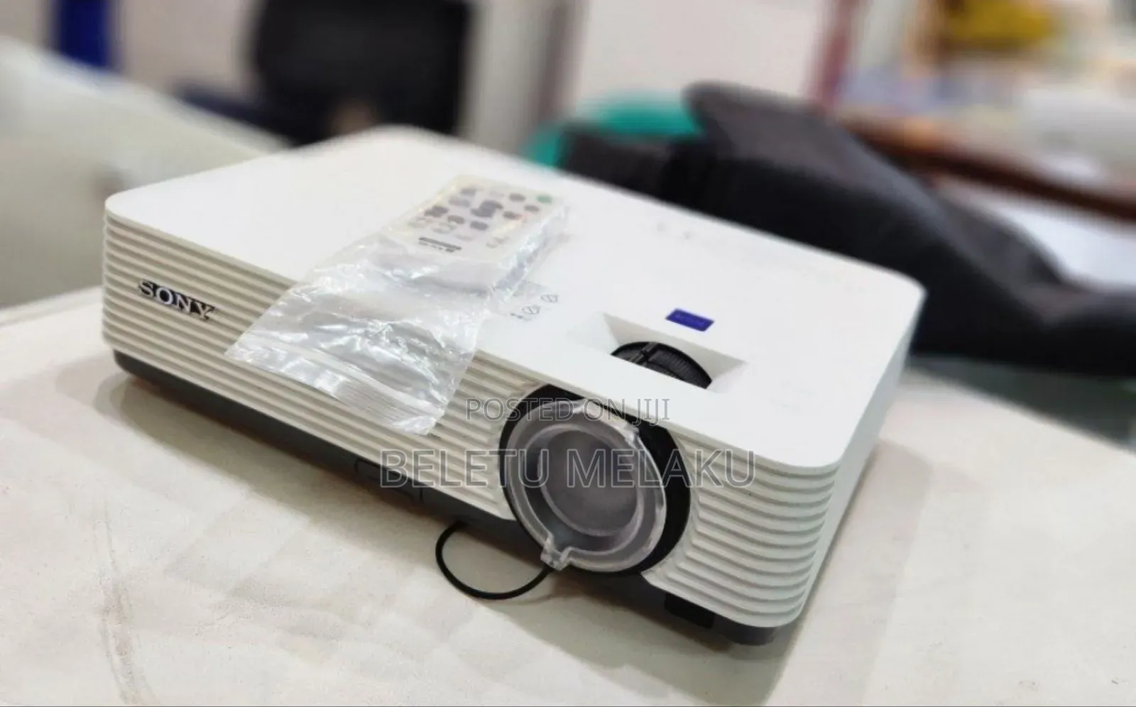 Sony Projector Model Name VPL-Dx221 Hardware