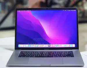 Photo - New Laptop Apple MacBook Pro 2016 16GB Intel Core I7 SSD 256GB