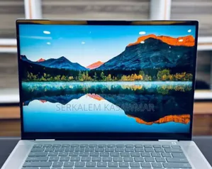 New Laptop Dell Inspiron 16 5620 16GB Intel Core I7 SSD 512GB