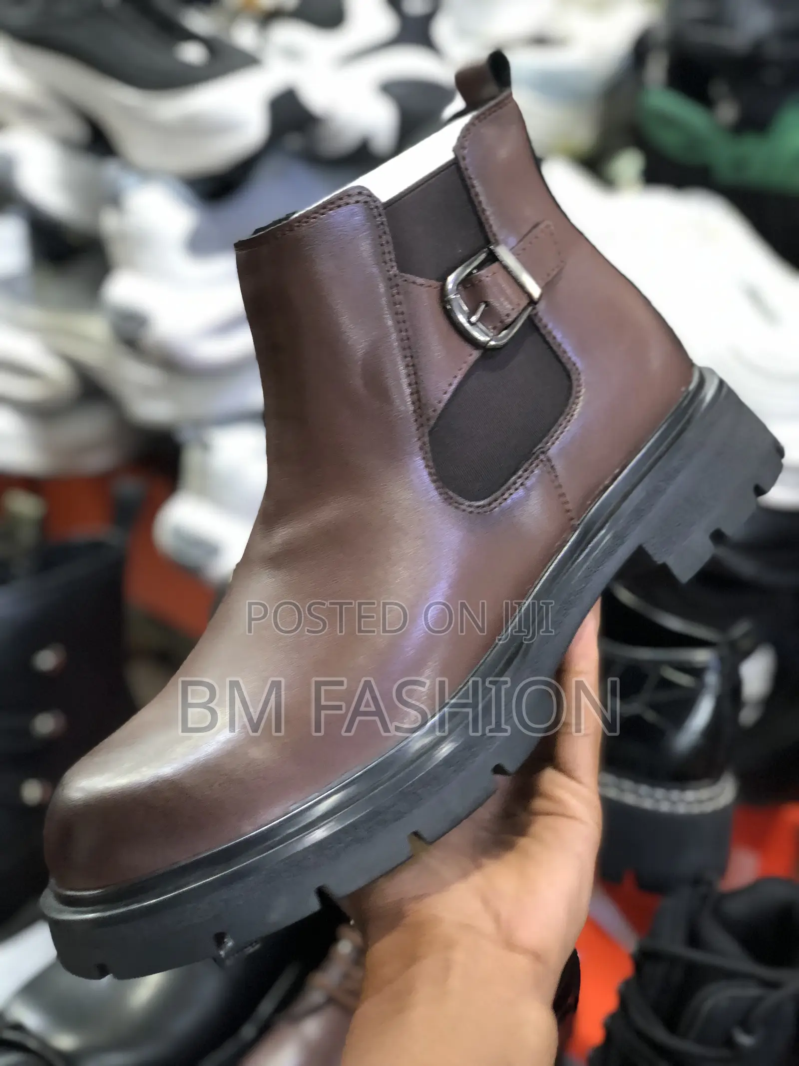 Iconic Brown Men's Leather Boots No Laces