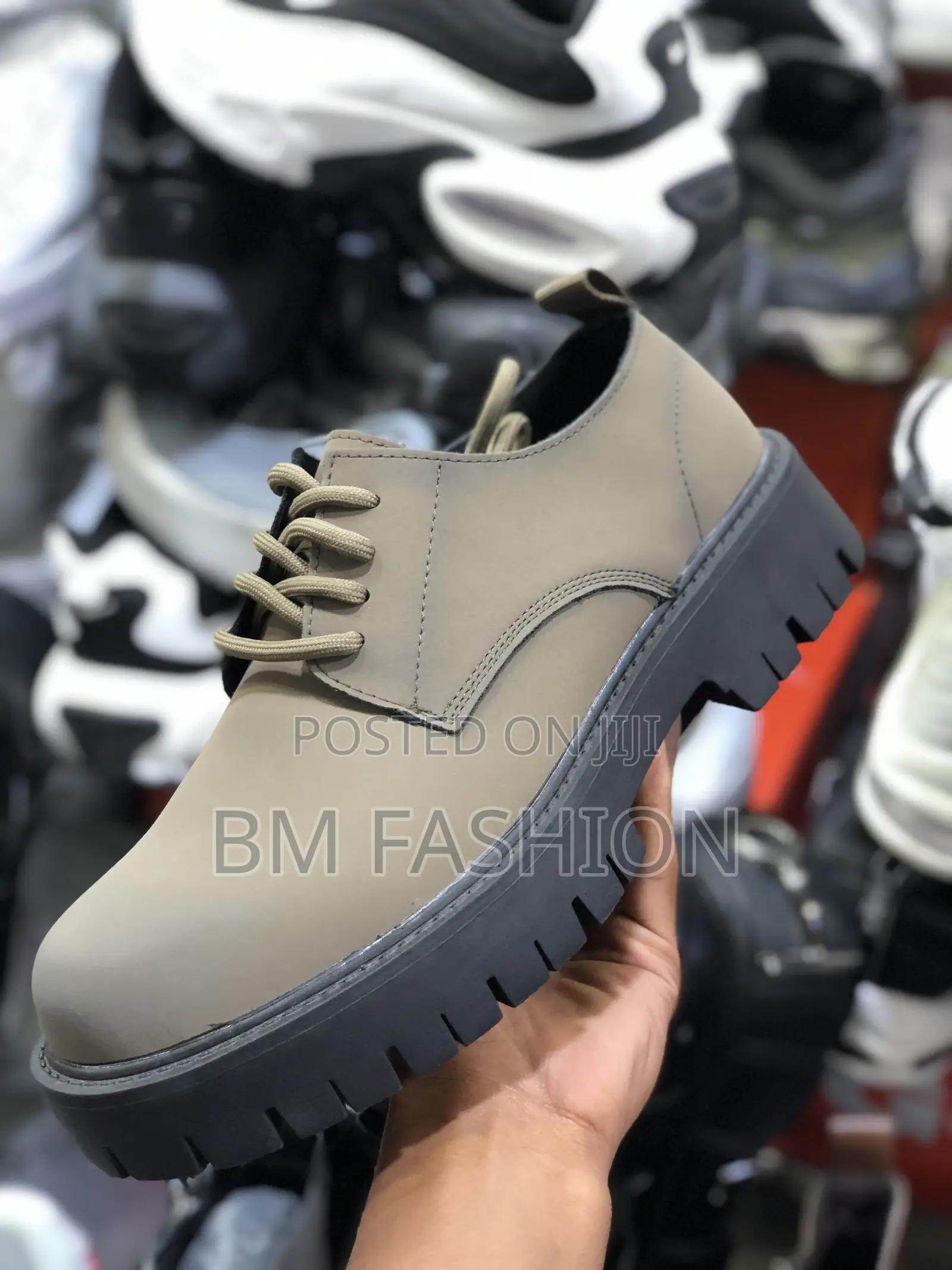 Iconic Men's Green Casual Loafers