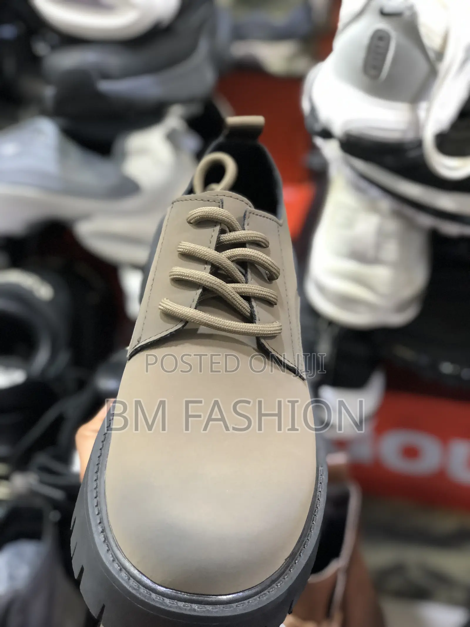 Iconic Men's Green Casual Loafers