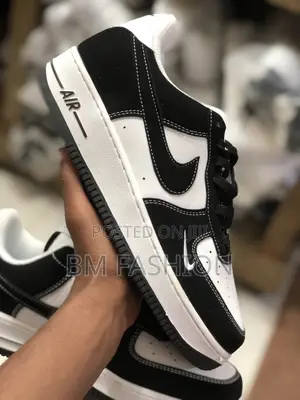 Photo - Af1 Custom Black and White Master Quality Trendy Sneakers