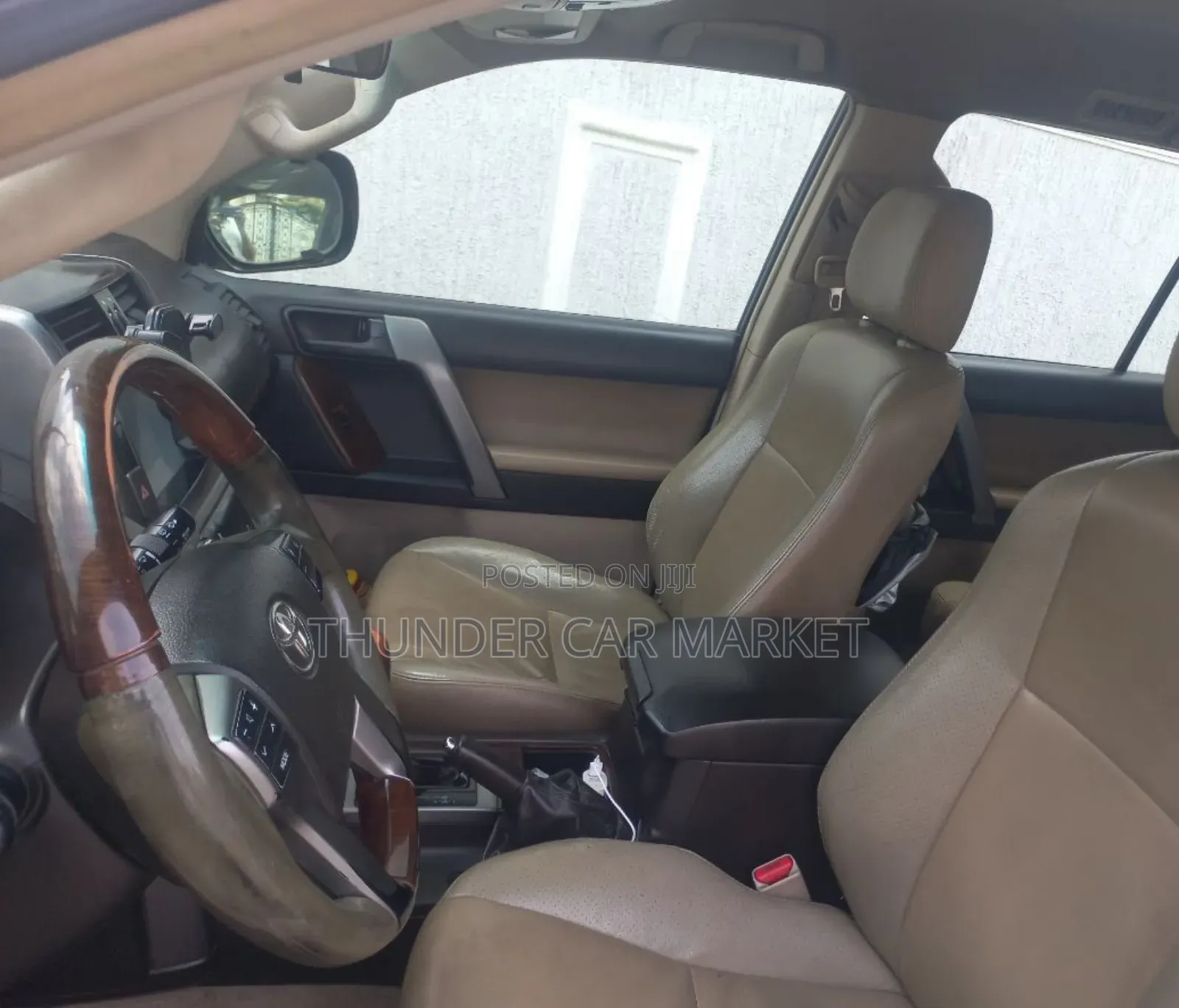 Toyota Land Cruiser Prado 2011 White