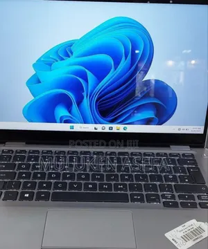 New Laptop Dell Latitude 10 8GB Intel Core I5 SSD 512GB