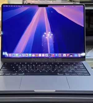 New Laptop Apple MacBook Pro 16GB Apple M1 SSD 1T