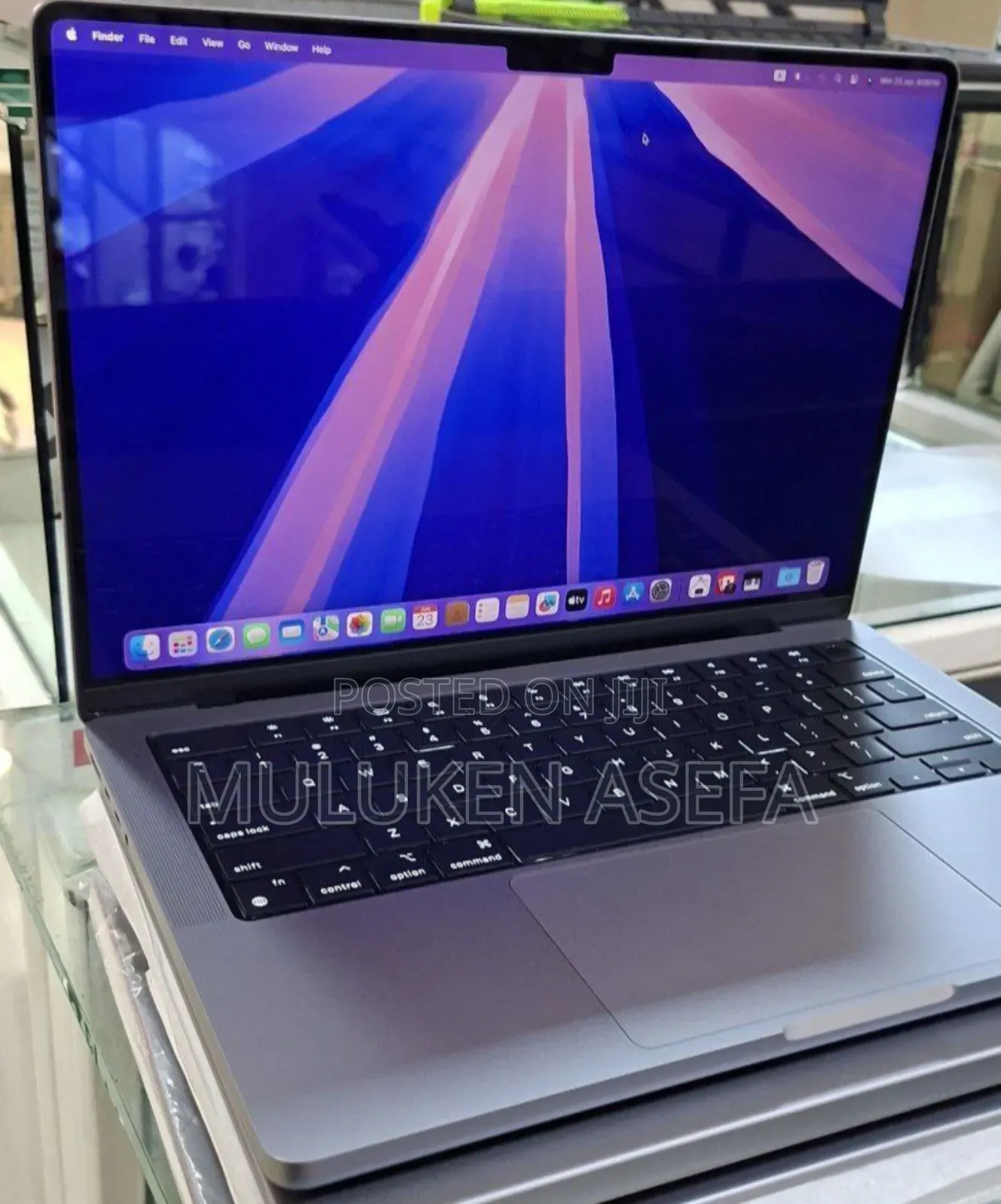 New Laptop Apple MacBook Pro 16GB Apple M1 SSD 1T