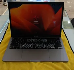 Photo - New Laptop Apple MacBook Pro M1 8GB Apple M1 Pro SSD 256GB