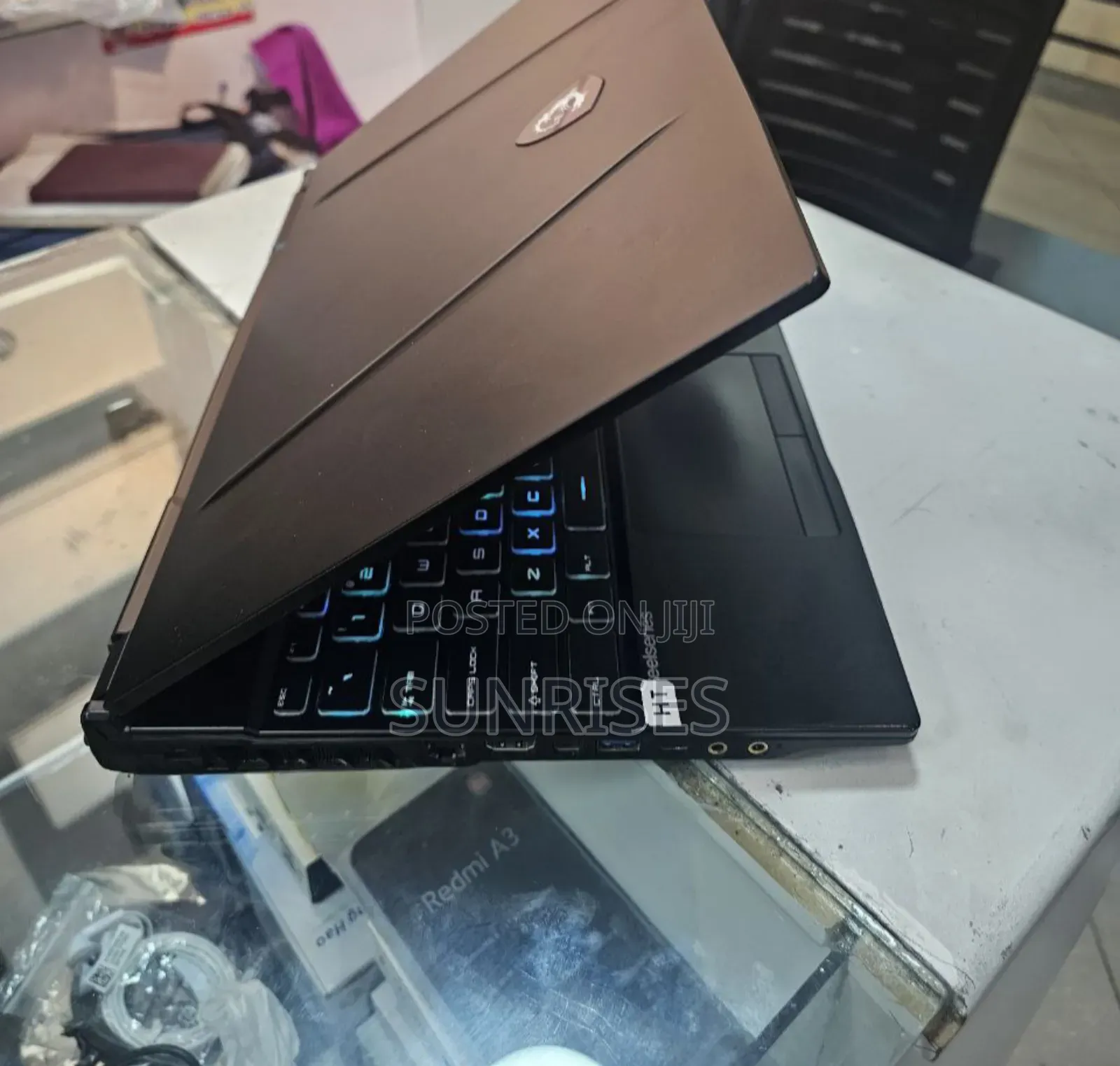 New Laptop MSI GP75 Leopard 16GB Intel Core I7 HDD+SSD 1.5T