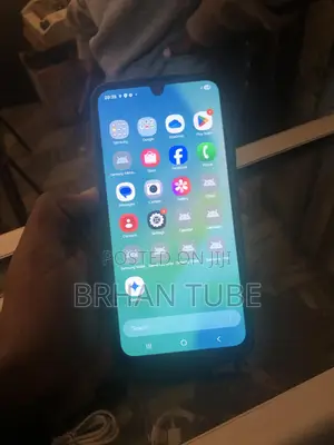 Photo - Samsung Galaxy A16 128 GB Black