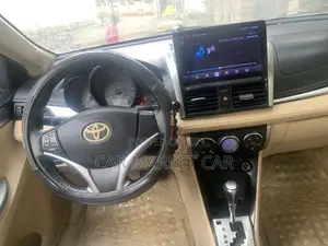 Toyota Yaris 2014 Gray