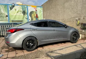 Hyundai Avante 2014 Silver