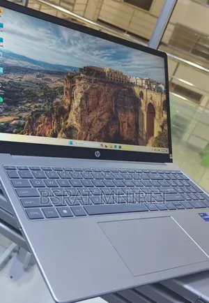 Photo - New Laptop HP Stream Notebook 16GB Intel Core I7 SSD 512GB