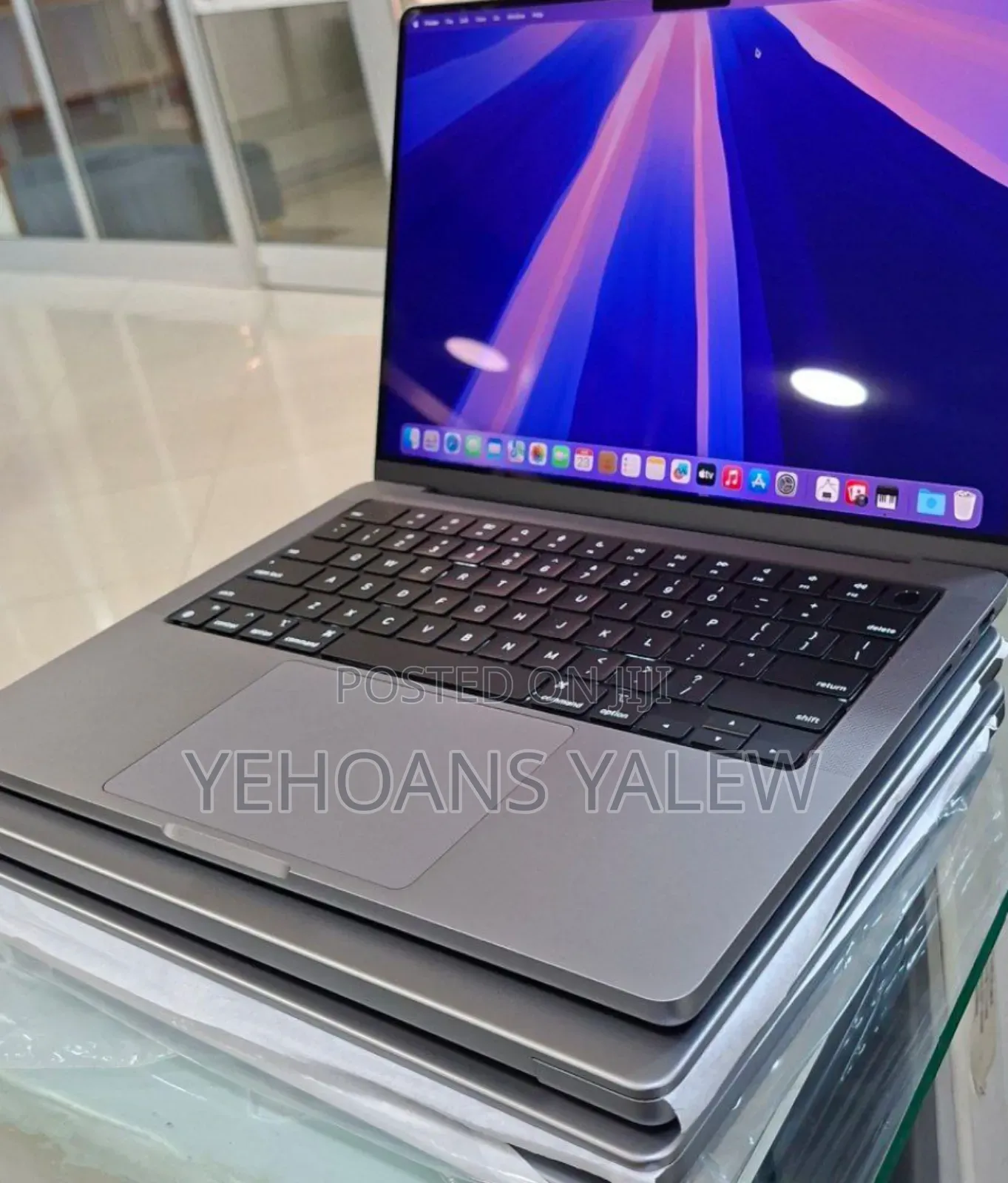 New Laptop Apple MacBook Air 2020 M1 16GB Apple M1 Pro SSD 1T