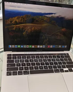 New Laptop Apple MacBook Pro M1 8GB Intel SSD 256GB