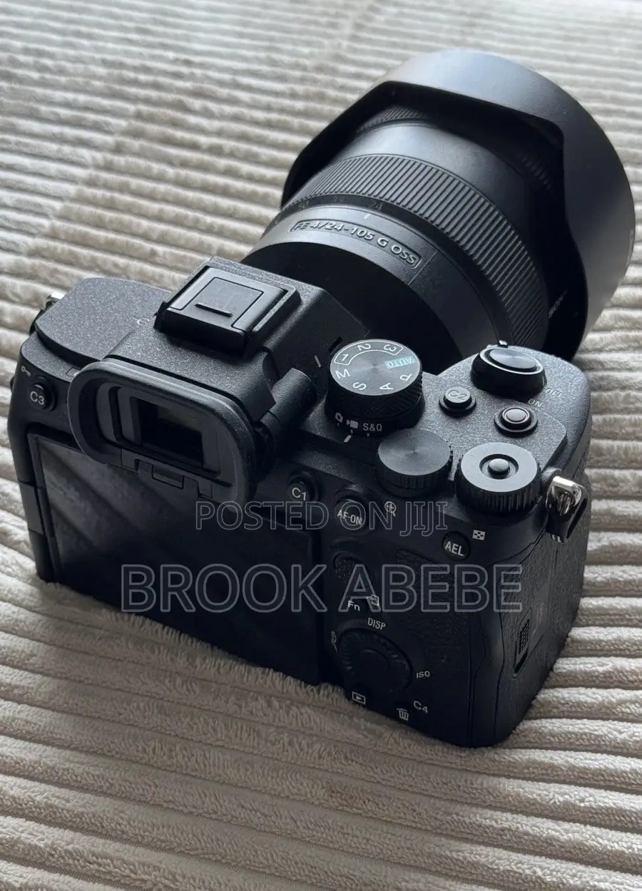 Sony A7iv W 24-105 G Oss Lens