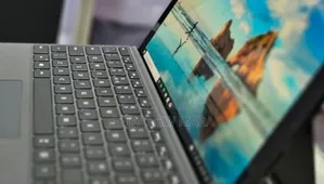 Photo - New Laptop Apple MacBook Pro M1 16GB Intel Core I7 SSD 512GB