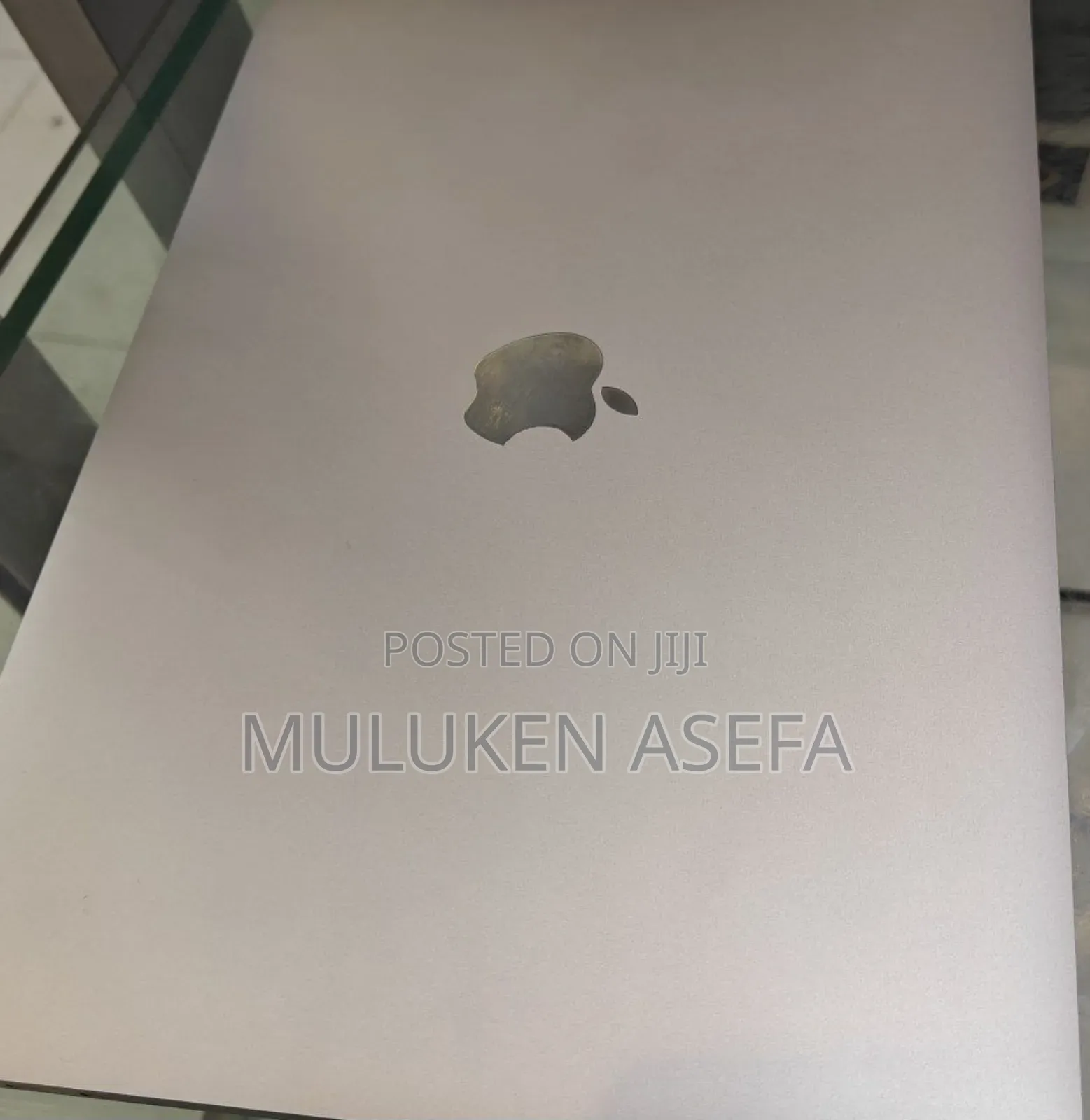 New Laptop Apple MacBook Pro M1 8GB Apple M1 SSD 256GB