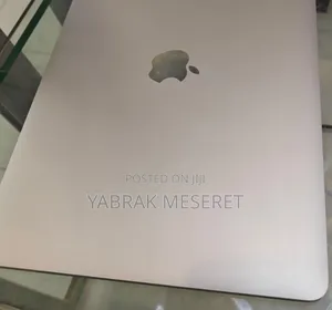 New Laptop Apple MacBook Pro 8GB Apple M1 Pro SSD 256GB