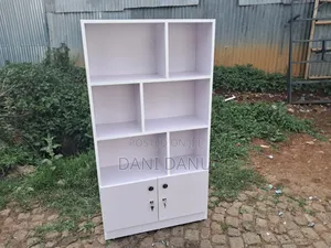 ዘመናዊ መደርደሪያ