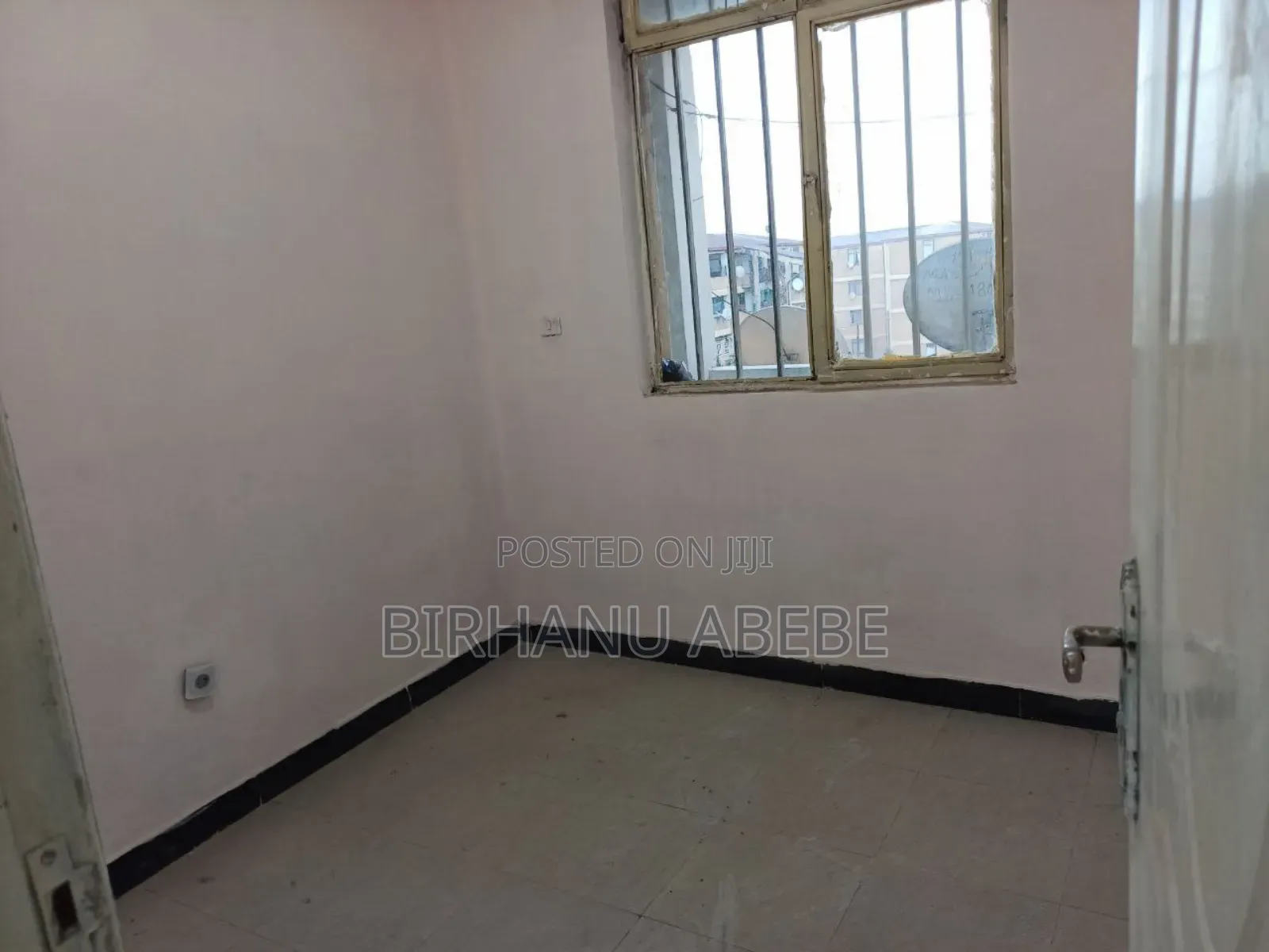 Furnished 2bdrm Condo in ጀሞ1, Nifas Silk-Lafto for sale