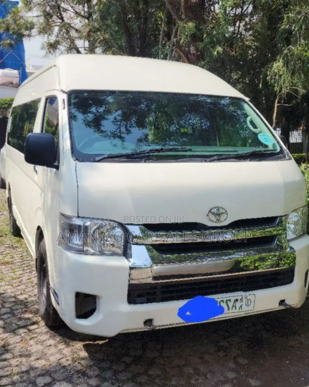 Toyota HiAce 2018 White
