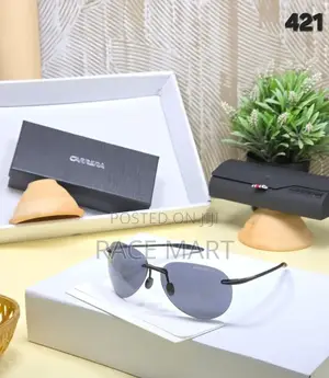 Photo - Carrera Sunglasses Model 421