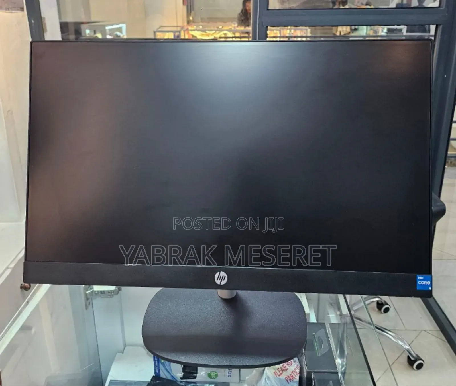 New HP 200 G4 22 All-in-One 8GB Intel Core I5 SSD 512GB