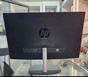 New HP 200 G4 22 All-in-One 8GB Intel Core I5 SSD 512GB