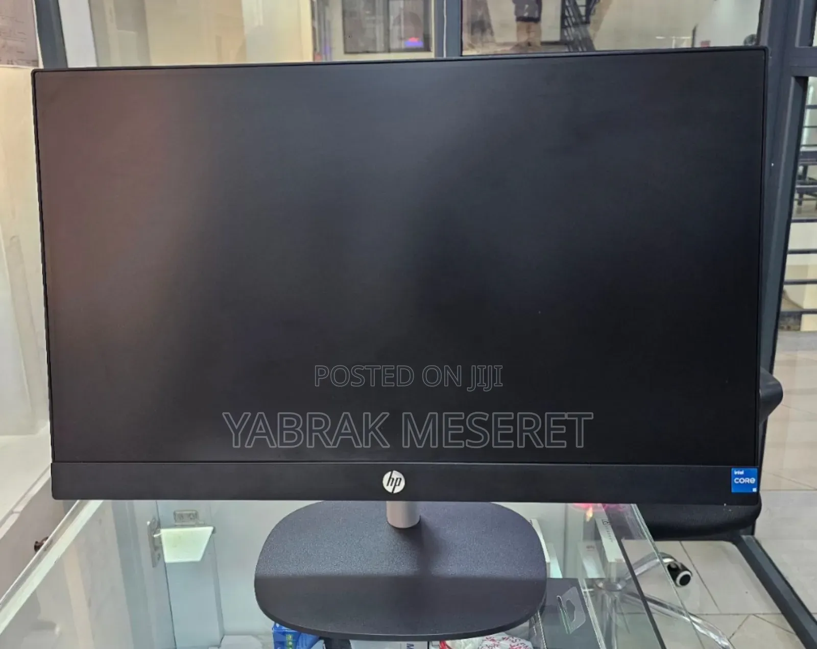 New HP 200 G4 22 All-in-One 8GB Intel Core I5 SSD 512GB