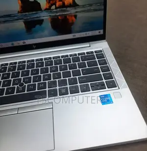 New Laptop HP EliteBook 840 G8 16GB Intel Core I5 SSD 512GB