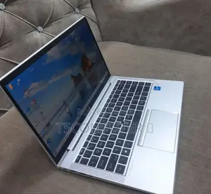 New Laptop HP EliteBook 840 G8 16GB Intel Core I5 SSD 512GB