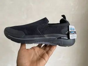 Photo - Skechers Men’S Gowalk Arch Fit Orginal